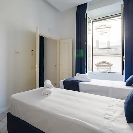 Casa Mancini By Domusextra 4* Napoli