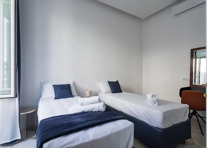 בית הארחה Casa Mancini By Domusextra נאפולי